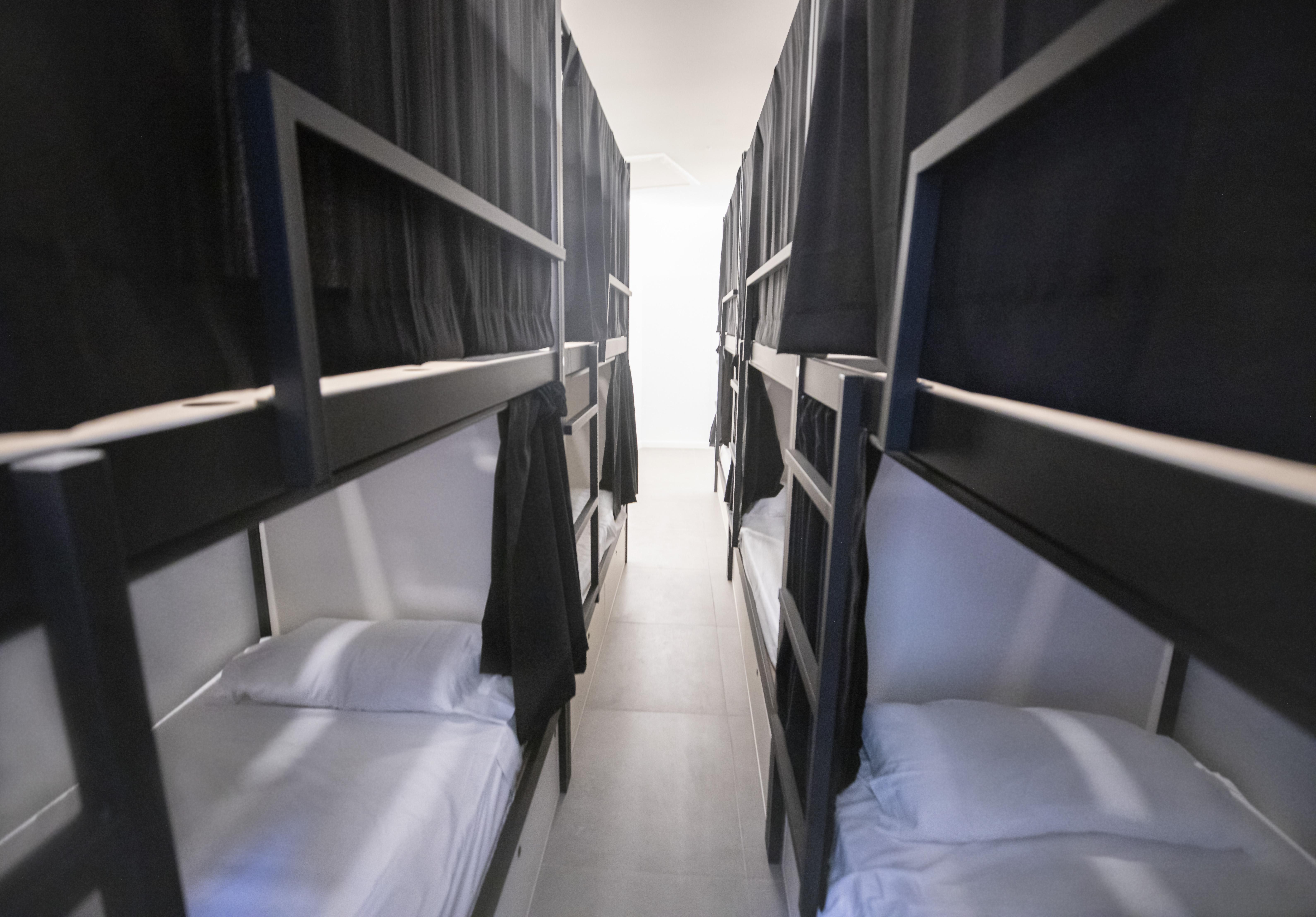 Hostel Myd La Latina Madrid Exteriör bild